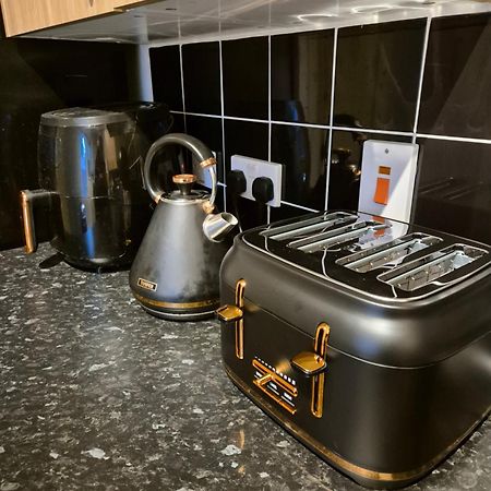 Beautiful Double Room In Acton, West London Eksteriør bilde