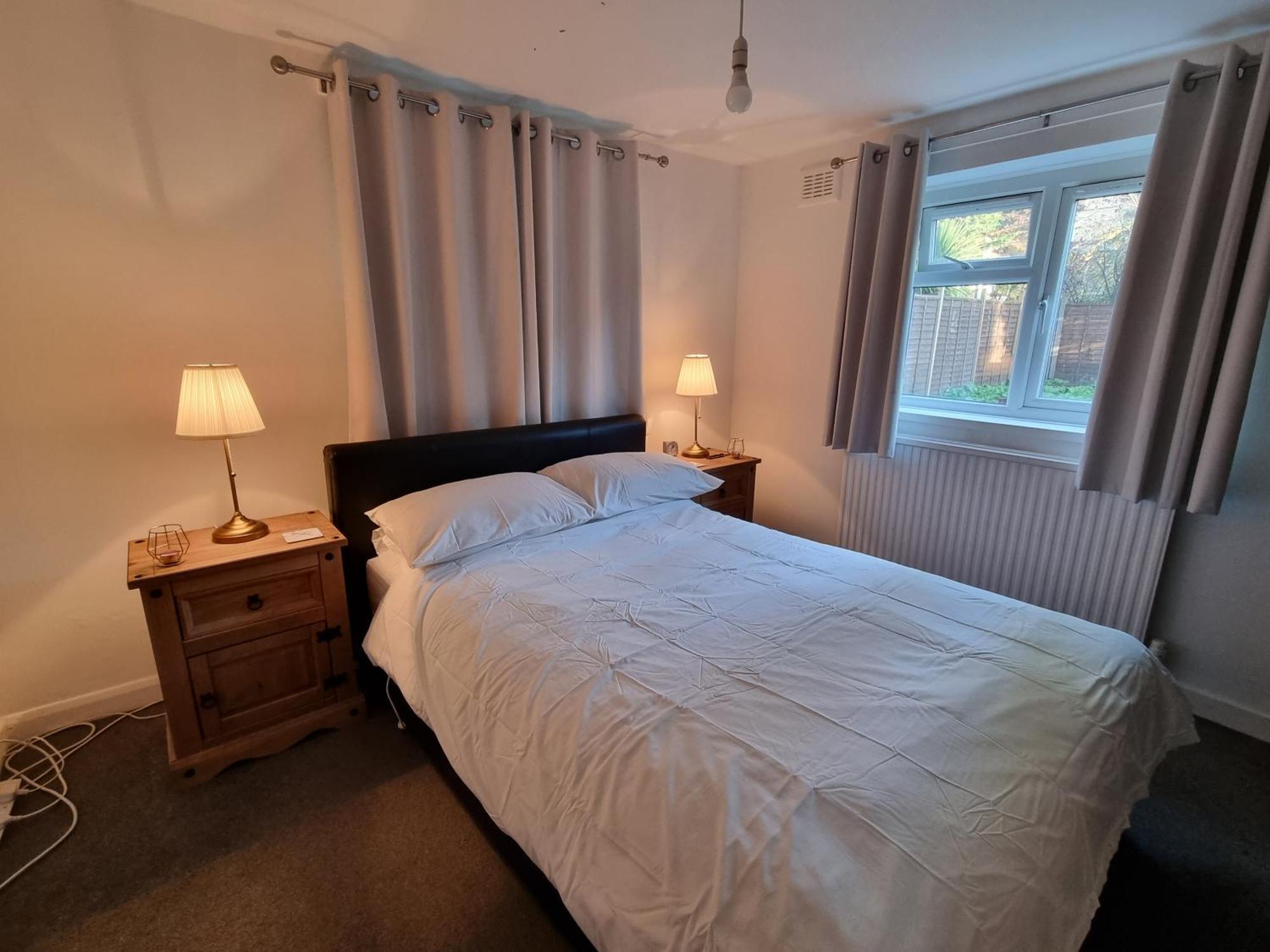Beautiful Double Room In Acton, West London Eksteriør bilde